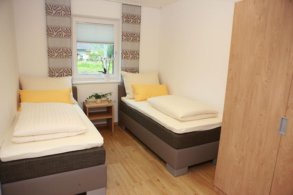 Appartements Dullnig Flattach Δωμάτιο φωτογραφία
